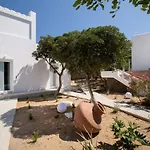 Faos Exclusive Suites